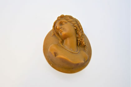Carved cameo