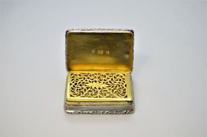 Silver vinagrette
