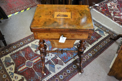 Victorian burr-walnut sewing / games table