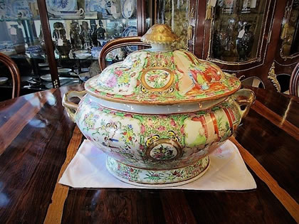 Chinese , cantonese tureen