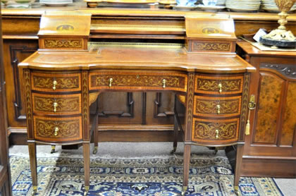 Edwardian mahogany desk