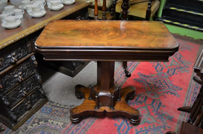 Mahogany turn over leaf card table