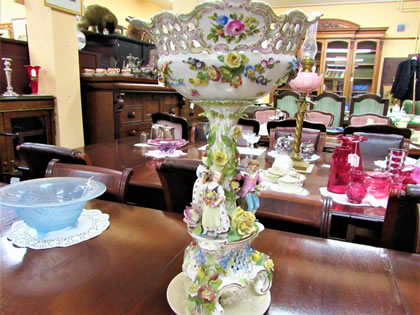 German porcelain centre piece 