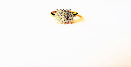 18ct gold & diamond ring