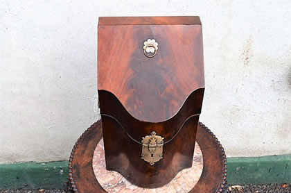 Georgian mahogany cultlery box
