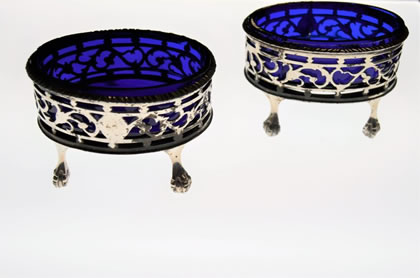 Pair of  irish georgian silver salts 