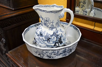 Masons jug & basin set