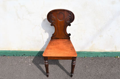 Victorian mahogany hall chair