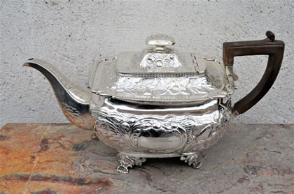 Irish silver tea pot 