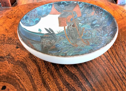 Japanese porcelain bowl