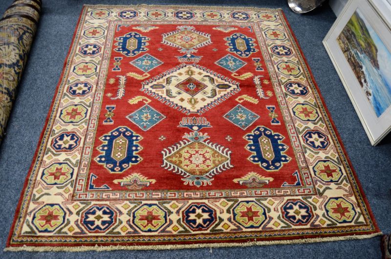 Wool pile rug 