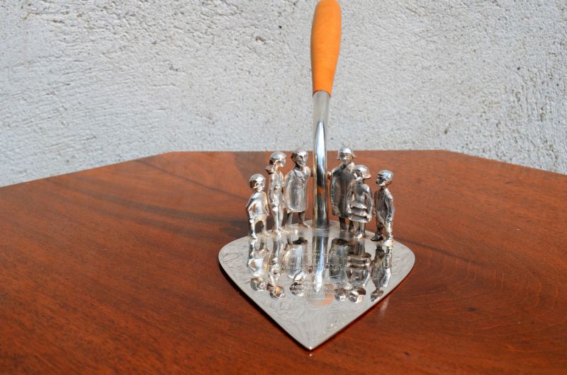 Silver trowel