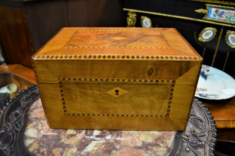 Victorian mahogany sewing box