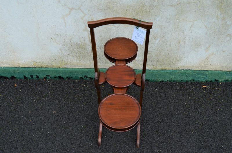 Mahogany folding cake stand