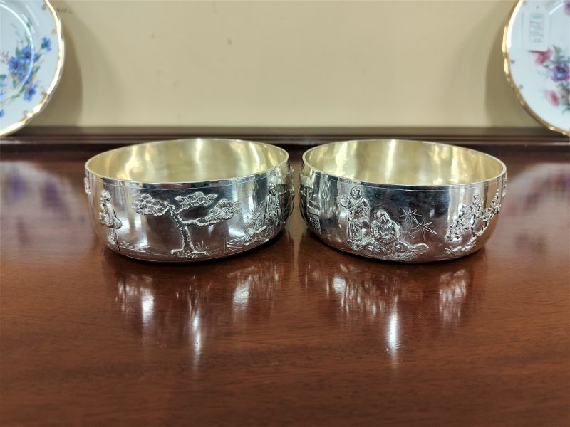 Pair of chinese silver bowls