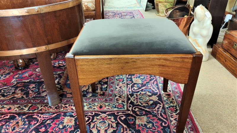 Mahogany stool