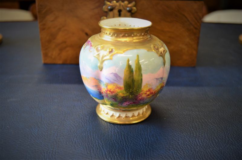 Royal worcester vase , signed