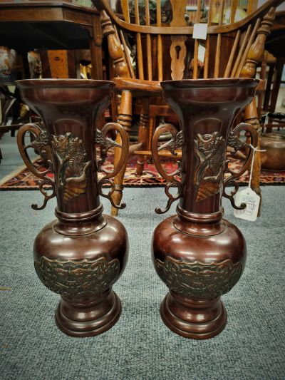 Pair of japanese bronze vases