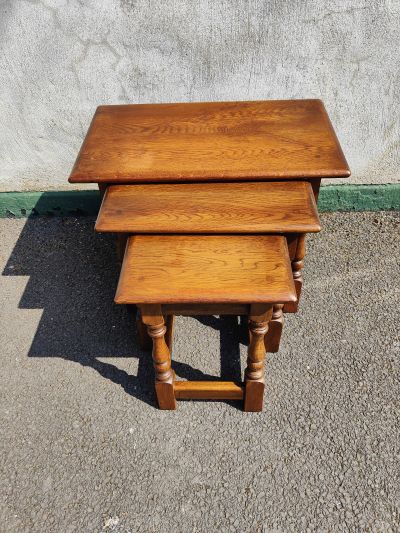 Oak nest of tables