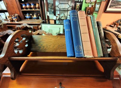 Oak bookstand / trough