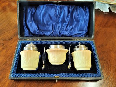 Locke worcester cruet set with silver mounts