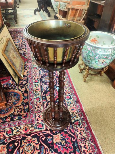 Mahogany jardiniere stand