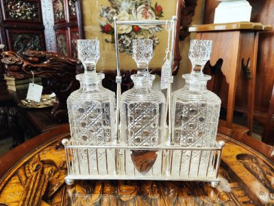 Silver plated tantalus 
