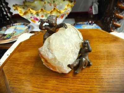 Bronze cherubs & crystal