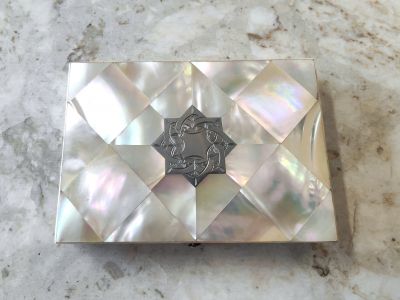 Mother of pearl card case
