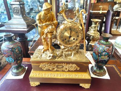 19th century gilt bronze mantle clock