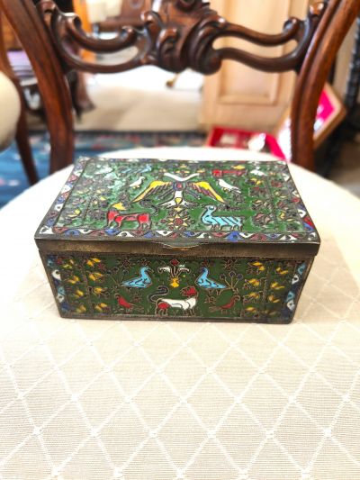 Enamel box