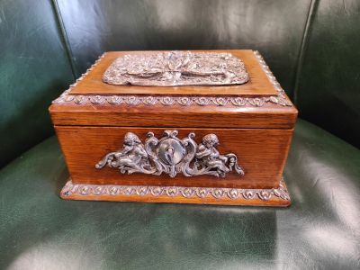 Victorian oak tea caddy