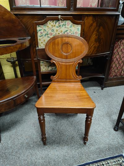 Victorian mahogany hall chair