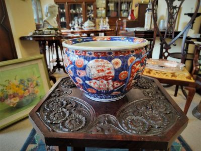 Japanese imari vase / jar