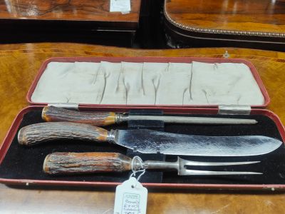 Cased carving set