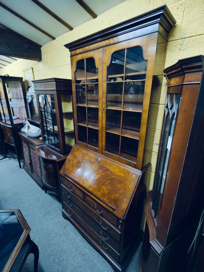 Mahogany bureau 