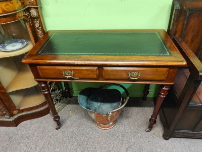 Leather top desk / table