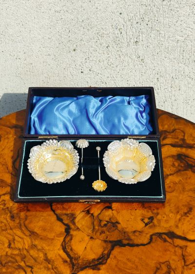 Cased silver condiment set