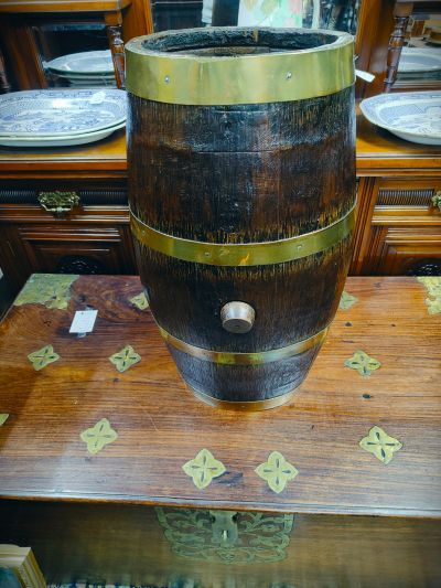 Oak barrel stick stand