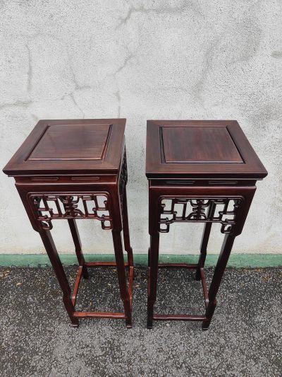Pair of chinese stands 