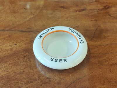 William youngers beer ,porcelain ashtray (vintage)