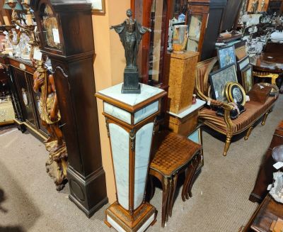 Marble & mahogany pedestal