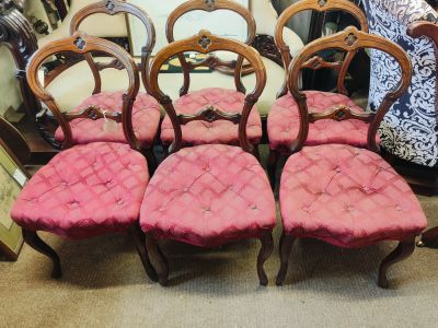 Set of six victorian walnut chairs, 
