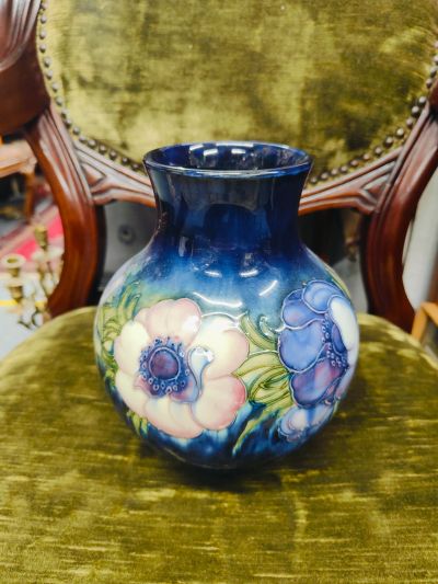 Moorcroft vase 