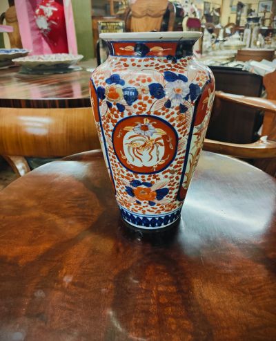 Japanese imari vase