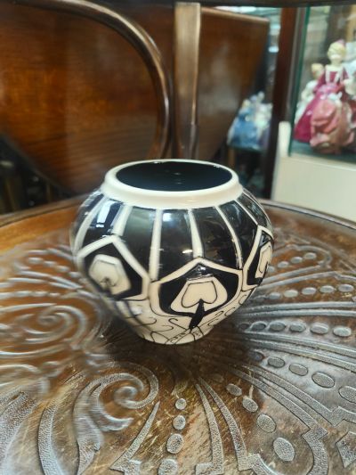 Porcelain bowl