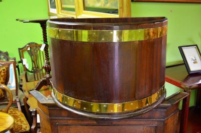 Georgian style mahogany & brass bound planter