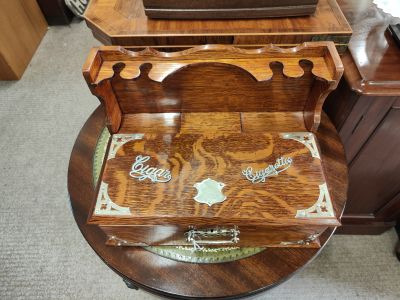 Oak cigar  / cigarette box