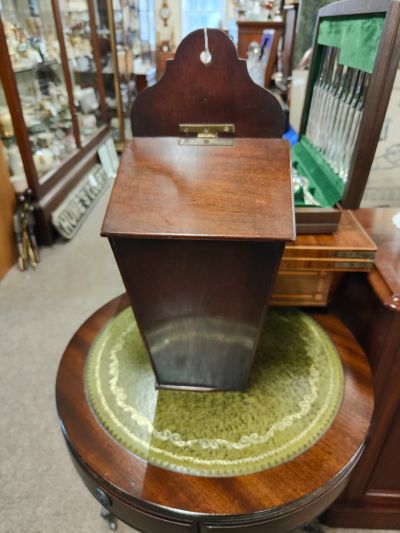 Georgian mahogany candle box