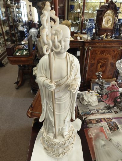 Chinese porcelain figure